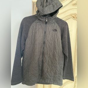 North face boys xl sweater with hood.  Worn a handful of times.